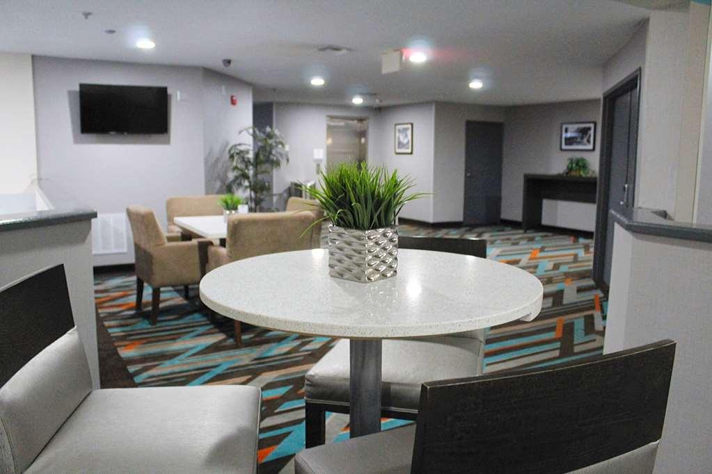 Clarion Inn & Suites Dfw North Irving Instalações foto